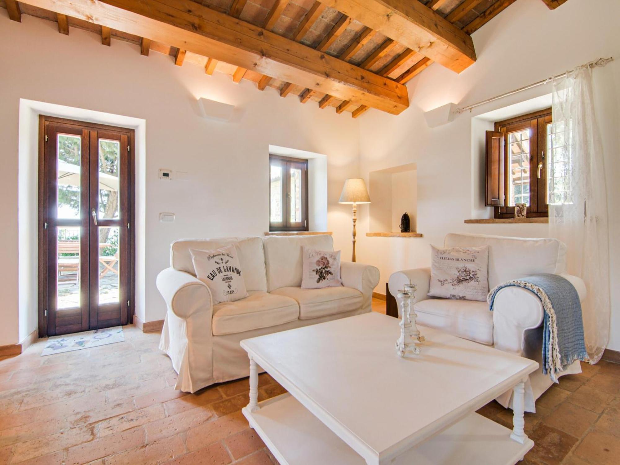 Stunning Apartment In Mombaroccio Near Metauro River ภายนอก รูปภาพ