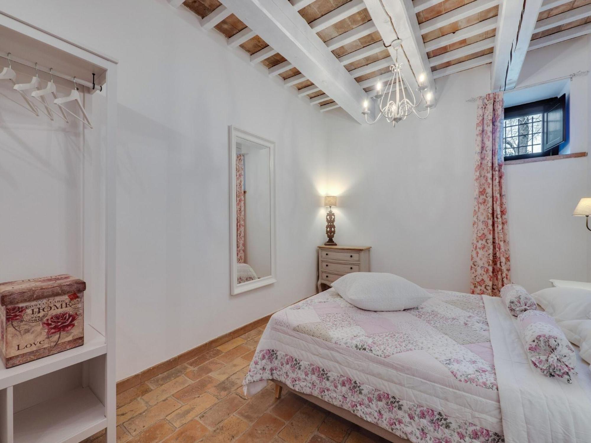 Stunning Apartment In Mombaroccio Near Metauro River ภายนอก รูปภาพ