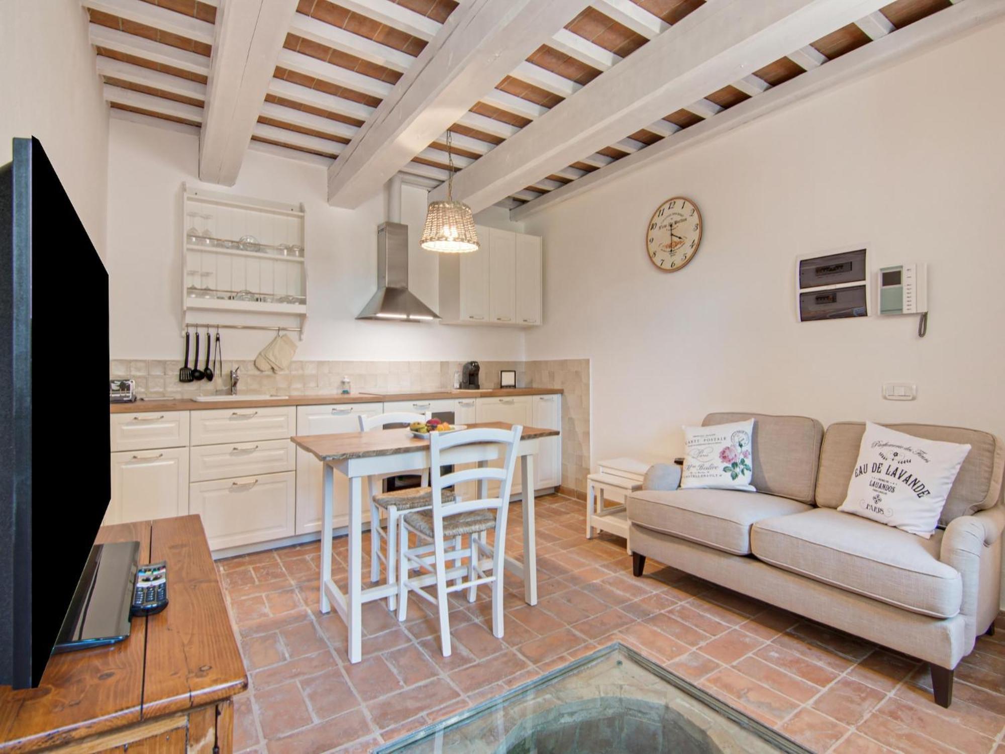 Stunning Apartment In Mombaroccio Near Metauro River ภายนอก รูปภาพ