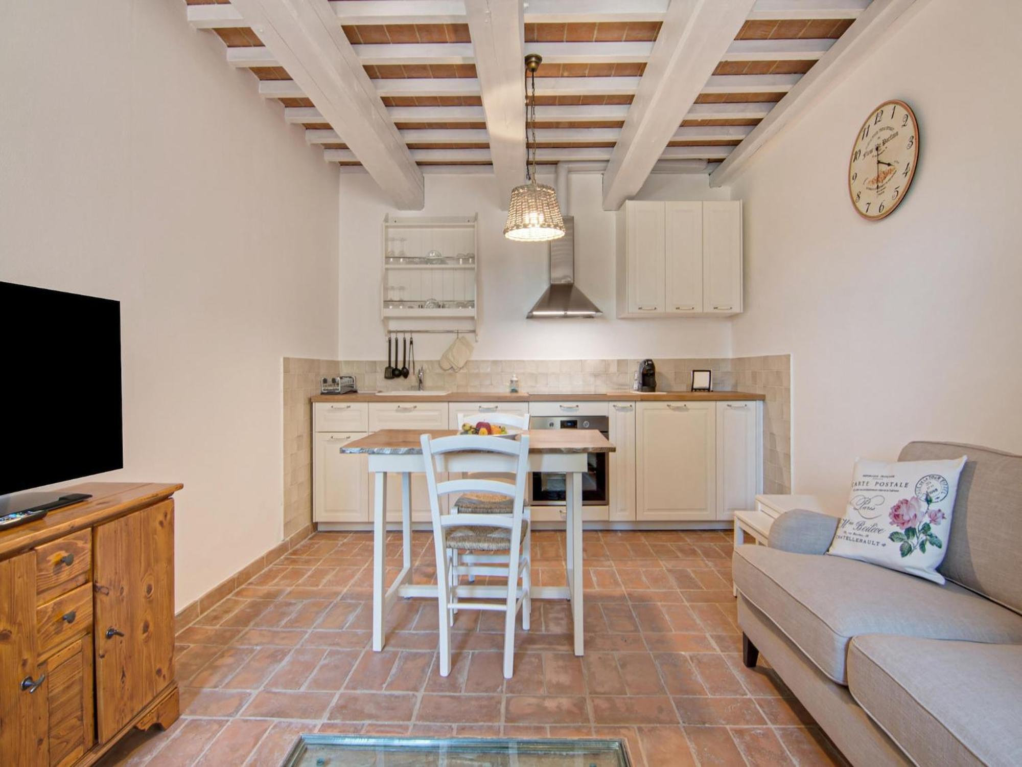 Stunning Apartment In Mombaroccio Near Metauro River ภายนอก รูปภาพ